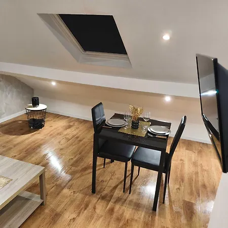 Budget With Parking * Charleville-Mézières