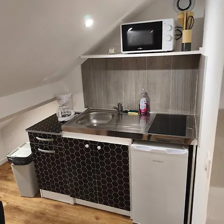 Budget With Parking Charleville-Mézières